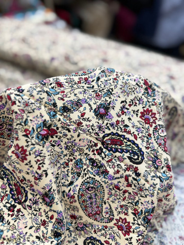 نخی کودری طرحدار خنک و ریزش دار مناسب فصل